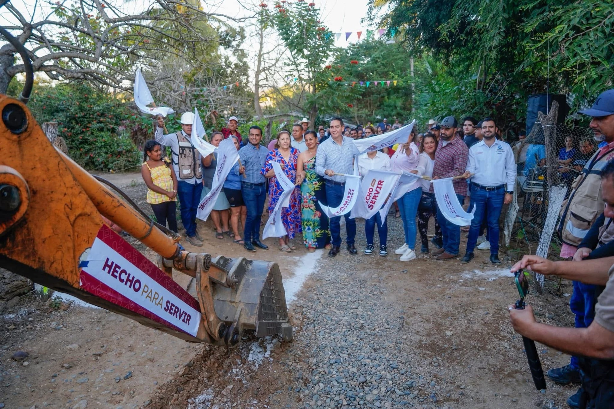 “Vamos a regresarle la dignidad a El Coatante”: Hector Santana arranca obra de alcantarillado
