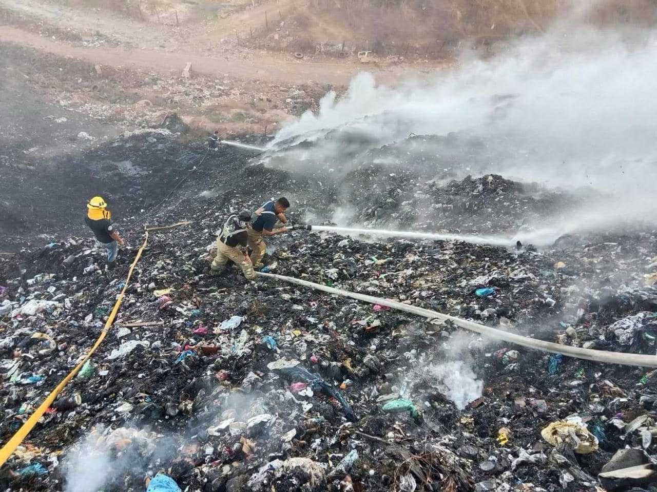 Geraldine PonceAnuncia Geraldine apoyo del gobernador Miguel Ángel Navarro para sofocar incendio en El IzteteGobierno de Tepic